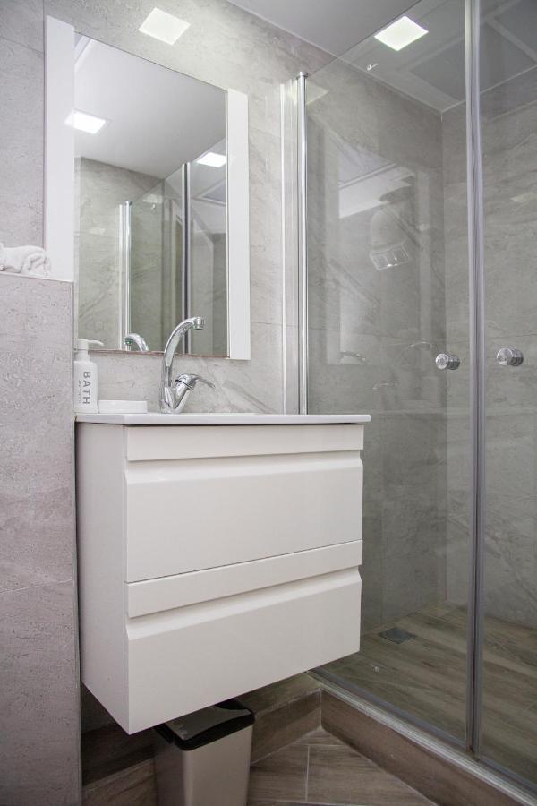 Apartments4You Leonardo 11 Бат-Ям Экстерьер фото
