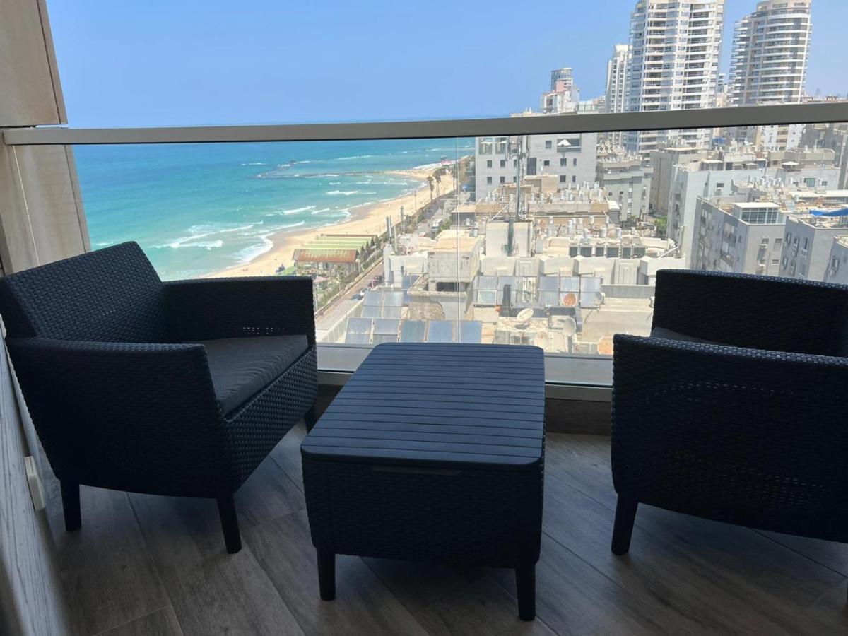 Apartments4You Leonardo 11 Бат-Ям Экстерьер фото